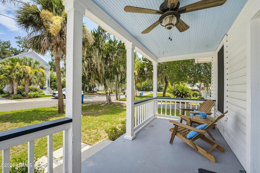 SHORT TERM RENTAL IN PORT ROYAL! Turnkey investment with a - photo 6