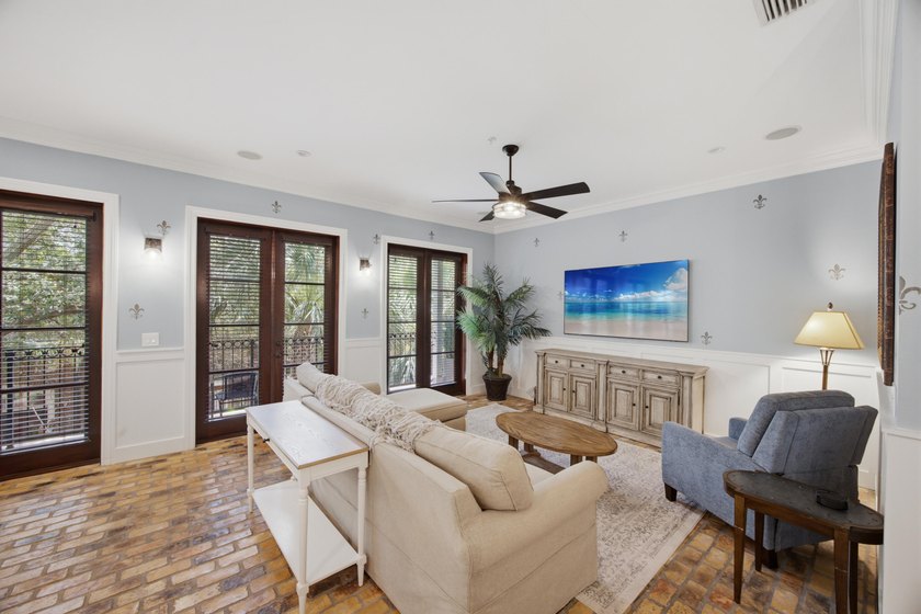 PRICED TO SELL!!! Welcome to this quintessential Baytowne Wharf - photo 2
