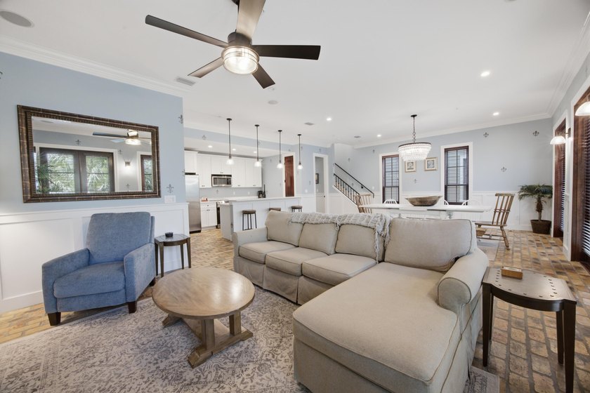 PRICED TO SELL!!! Welcome to this quintessential Baytowne Wharf - photo 3