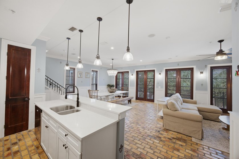 PRICED TO SELL!!! Welcome to this quintessential Baytowne Wharf - photo 7