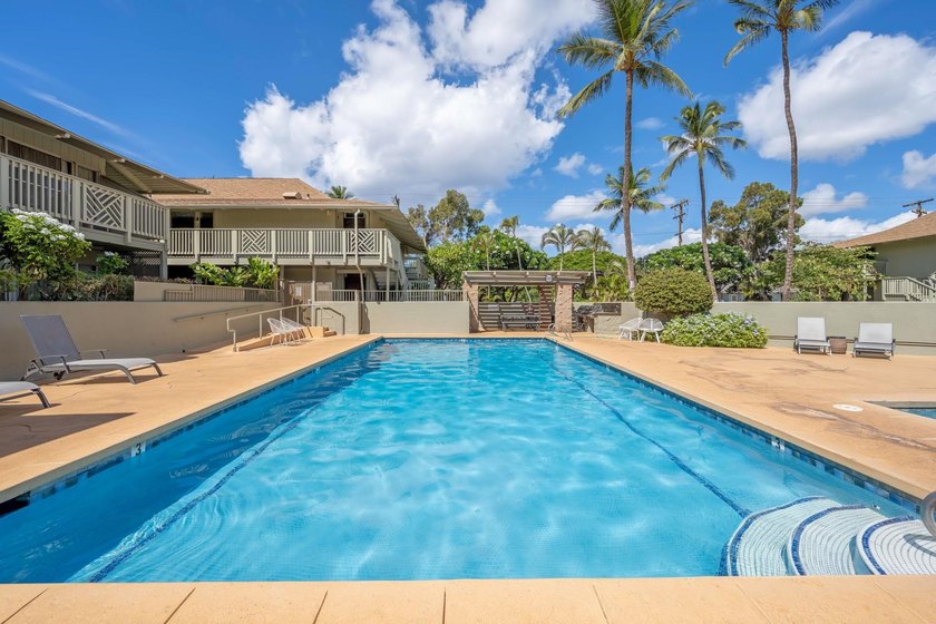 Excellent renovated studio unit located in the sweet spot of - photo 22