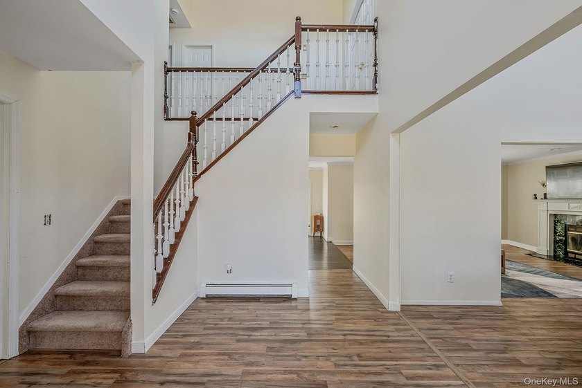 This is a rare opportunity to own a home on Anthony Drive, one - photo 5