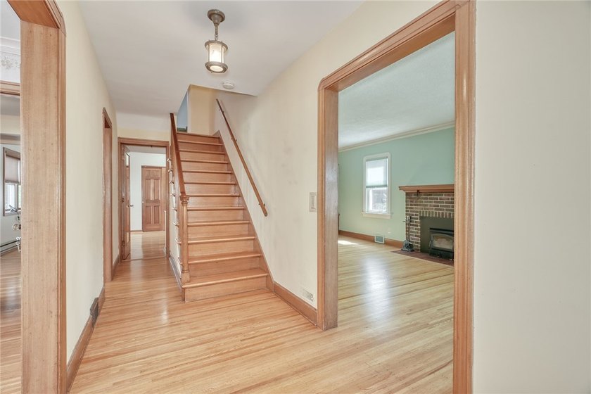 Welcome to 136 Hoover Road! This 1935 Colonial offers 4 spacious - photo 6