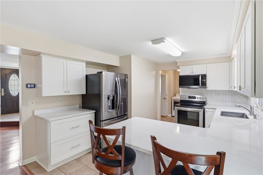 Welcome to 51 Winfield Lane! The first thing you'll notice is - photo 10