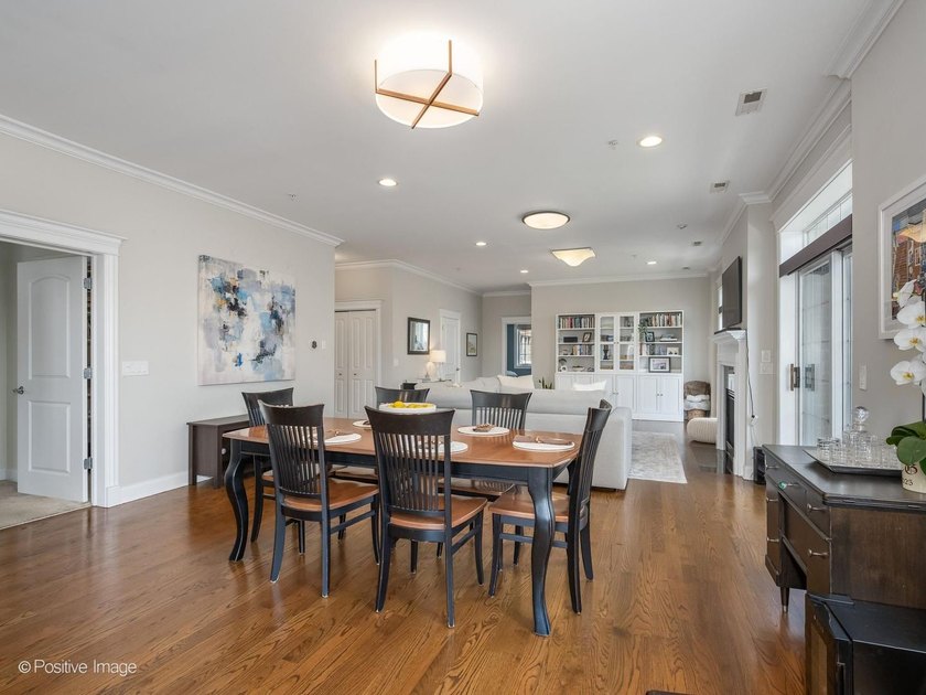 Perfectly situated in Chicago's vibrant Southport Corridor, this - photo 7