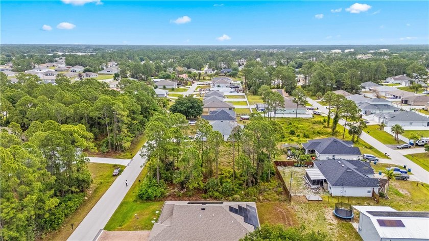 Can't find the perfect home? Build your dream home from scratch - photo 4