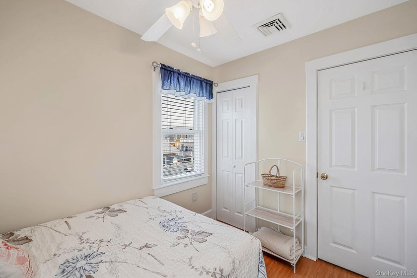 Ideally situated between the beach and bay in Long Beach's - photo 28