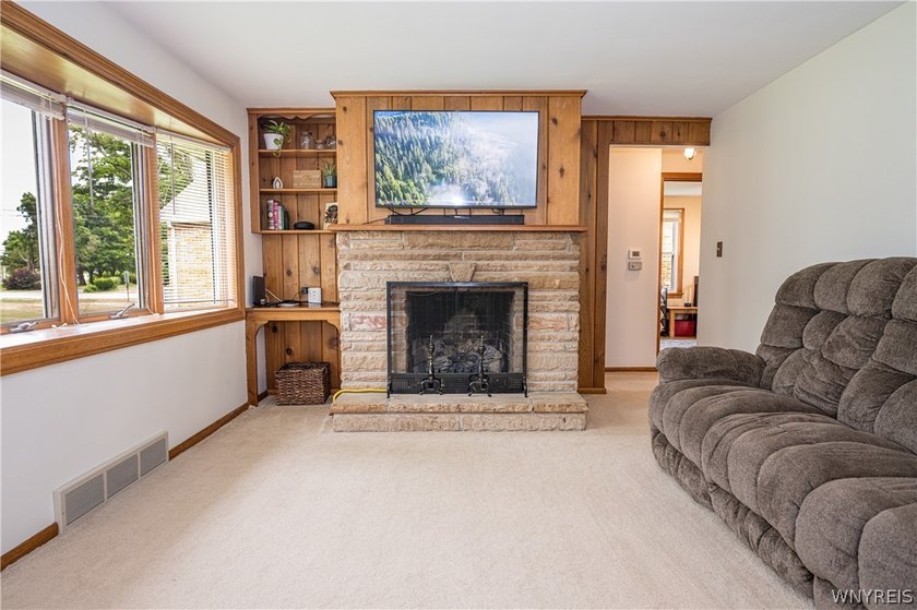 Welcome home to this charming 3-bedroom, 1-bath ranch nestled in - photo 7