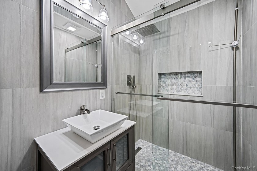 Welcome to this beautiful custom Cape Cod at 1333 Boston Ave - photo 16