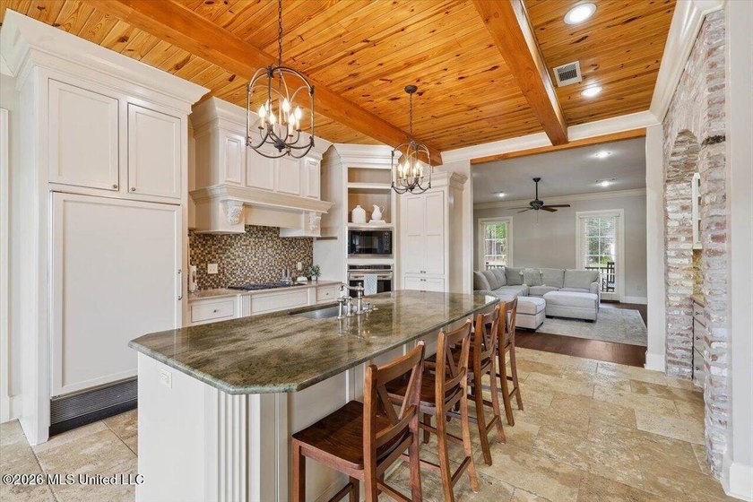 WATERFRONT! Exceptional custom-built lakefront home in Reunion - photo 16
