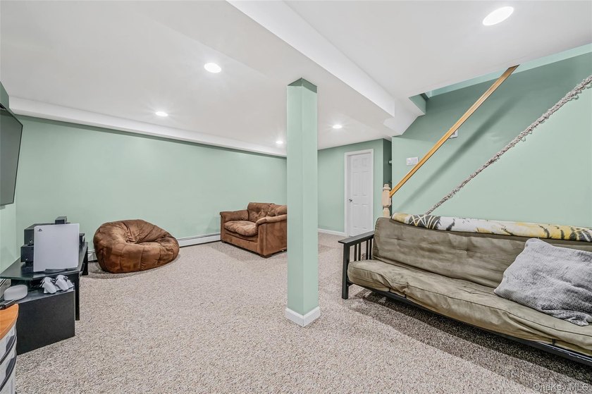 Welcome to this beautiful custom Cape Cod at 1333 Boston Ave - photo 24