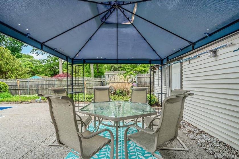 Welcome to this beautiful custom Cape Cod at 1333 Boston Ave - photo 29