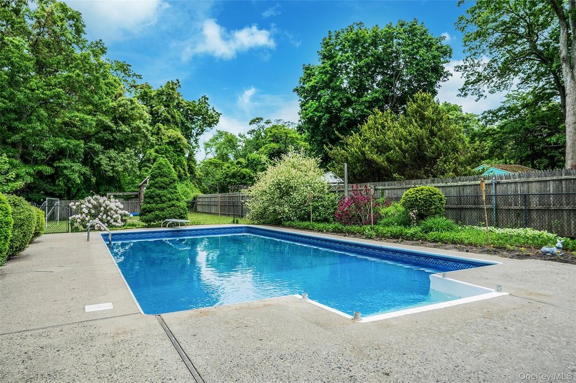 Welcome to this beautiful custom Cape Cod at 1333 Boston Ave - photo 33