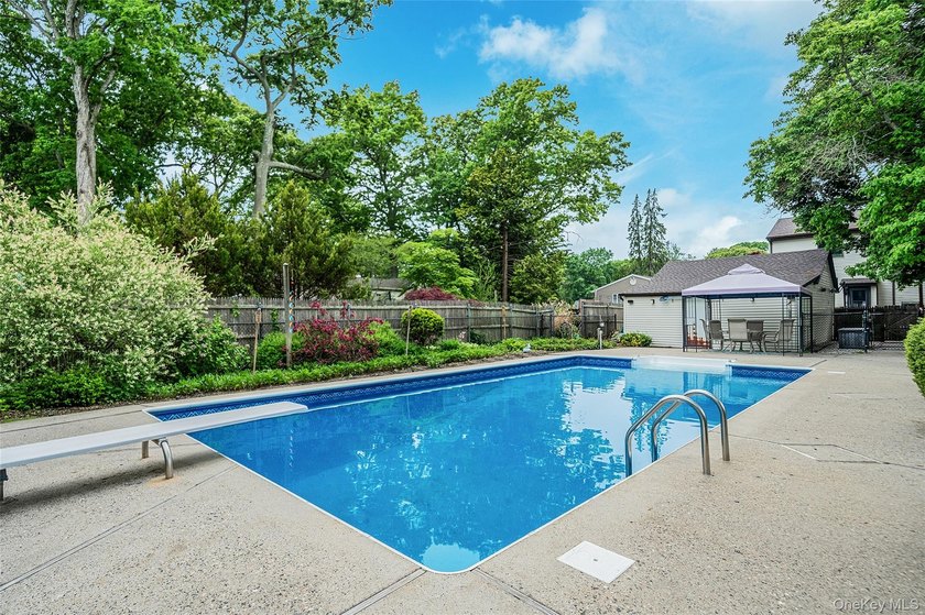 Welcome to this beautiful custom Cape Cod at 1333 Boston Ave - photo 34