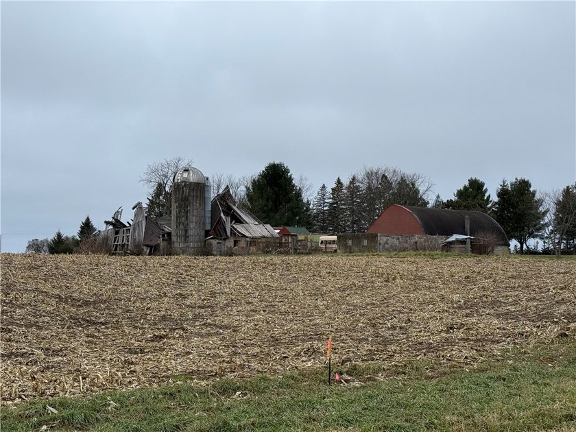 This 3-acre lot, located just minutes from the pristine Long - photo 6
