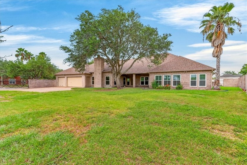 Truly a rare find! Perfectly located in the heart of prestigious - photo 39