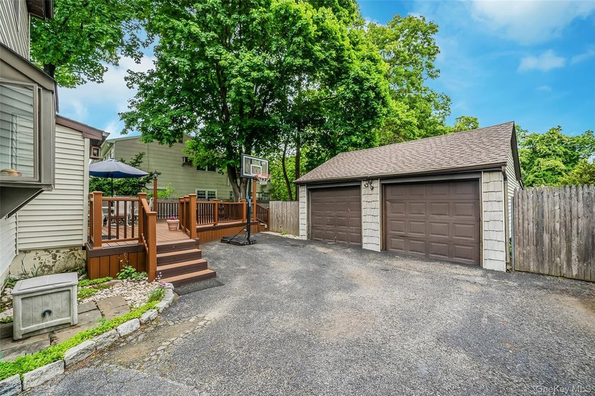Welcome to this beautiful custom Cape Cod at 1333 Boston Ave - photo 39