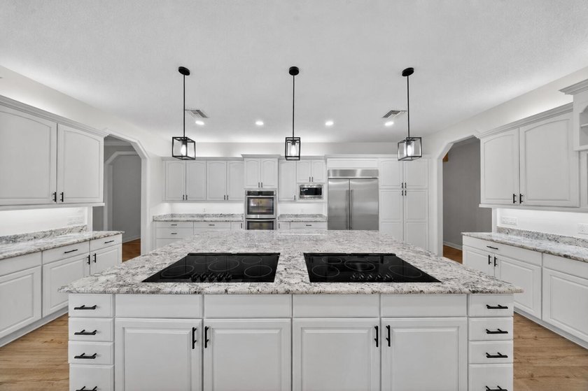 Welcome to ''Five Oaks Ranch'' nestled on nearly 10 acres. This - photo 18