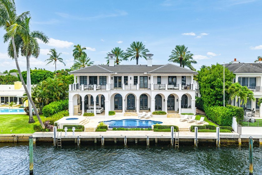 Nestled along the widest canal in Royal Palm Yacht &amp; Country - photo 20