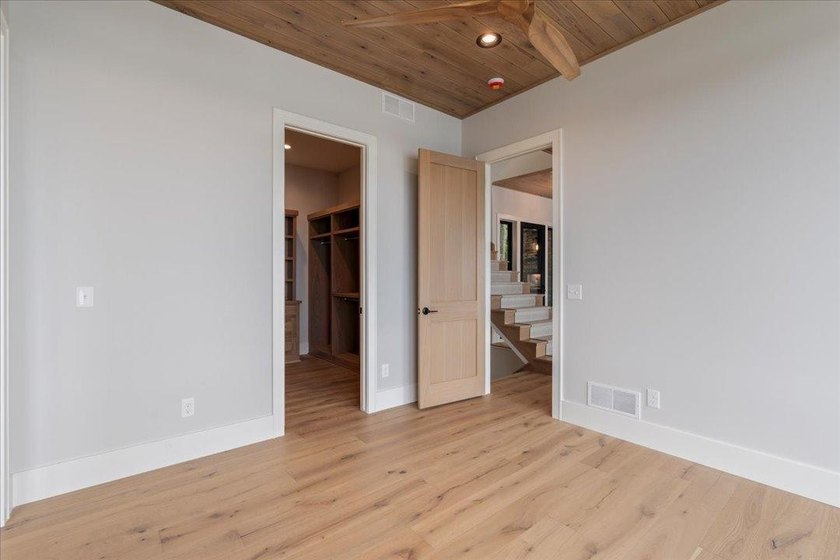 Welcome to Your Stunning New Lake Home on Highly Sought After - photo 26