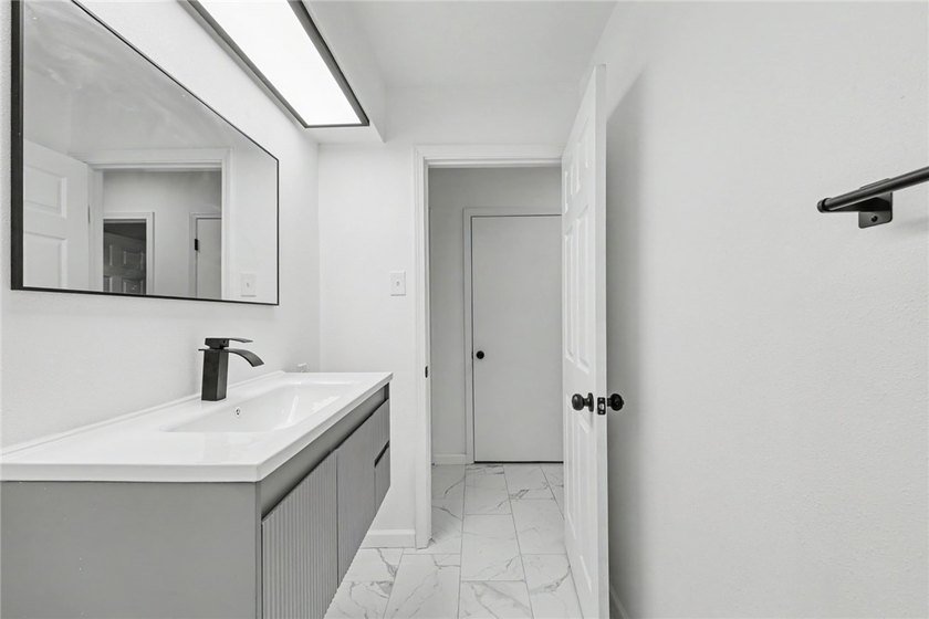 Welcome to 4329 Marie, where modern design meets timeless - photo 13