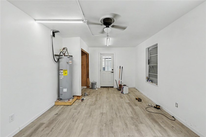Welcome to 4329 Marie, where modern design meets timeless - photo 26