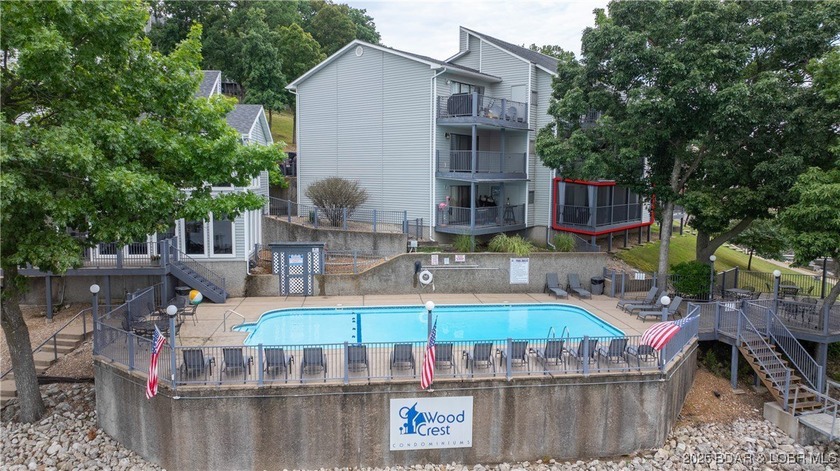 Discover lakeside living at its finest with this cozy 2-bed - photo 24