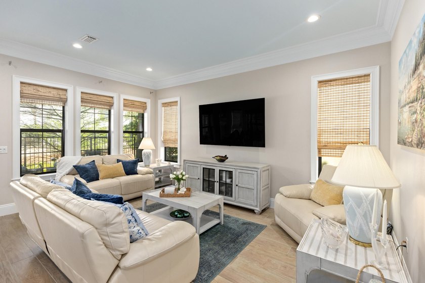 PRICE IMPROVEMENT! VILLA LAGO 3BR &amp; 3.5BA inside the Sandestin - photo 7