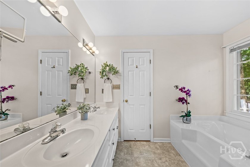 Welcome to 1010 Sharon Place, a charming 3-bedroom, 2-bath ranch - photo 15