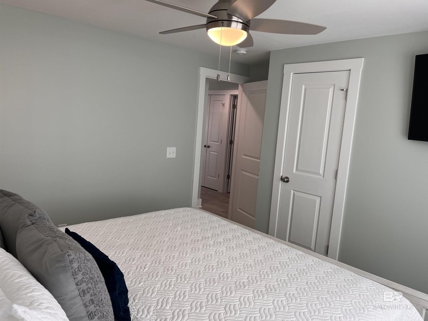 Welcome to this beautifully renovated, raised 2-bedroom, 2-bath - photo 31