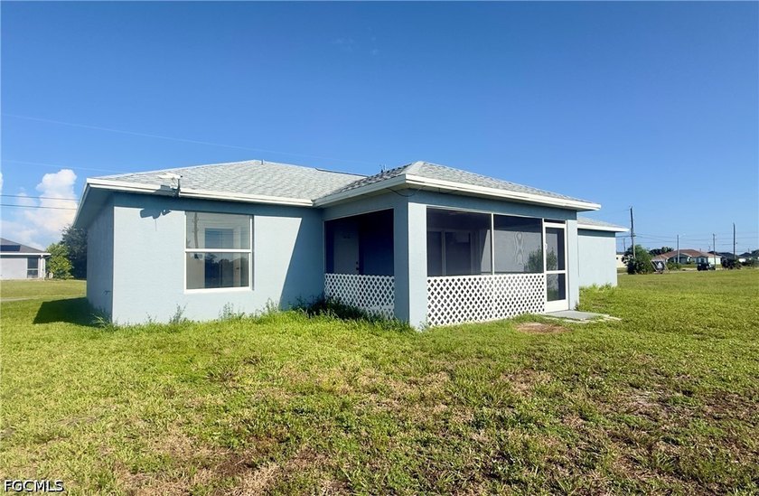 Exceptional opportunity to own a versatile property in a rapidly - photo 34