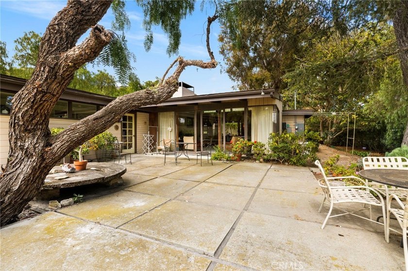 Perched in the highly sought after Portuguese Bend community of - photo 34