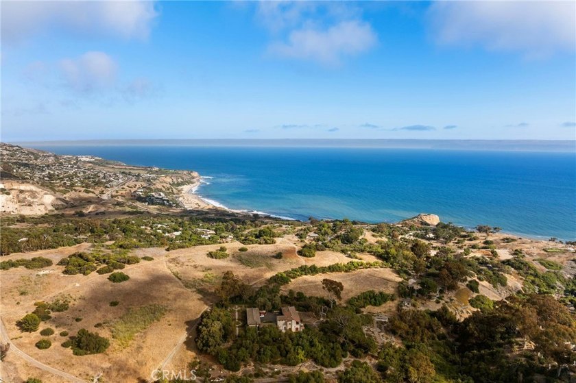 Perched in the highly sought after Portuguese Bend community of - photo 46