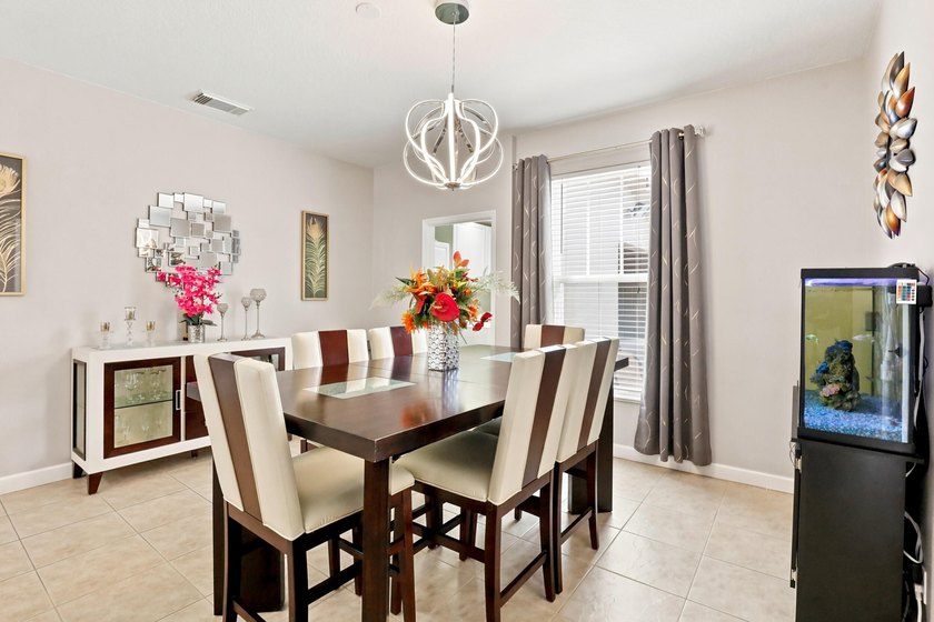 Welcome to this three-bedroom, 2.5-bathroom residence provides - photo 13