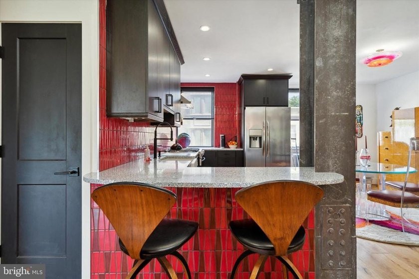 DEEDED GARAGE PARKING IS AVAILABLE FOR AN ADDITIONAL $50,000 - photo 10