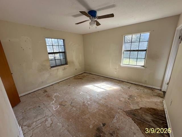 This brick home is competitively priced and located just 1.5 - photo 9