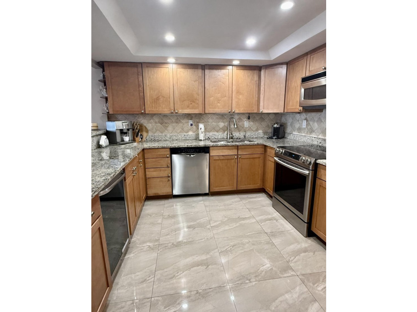 Located on the famous Galt Ocean Mile this 2BD/2BA waterfront - photo 13