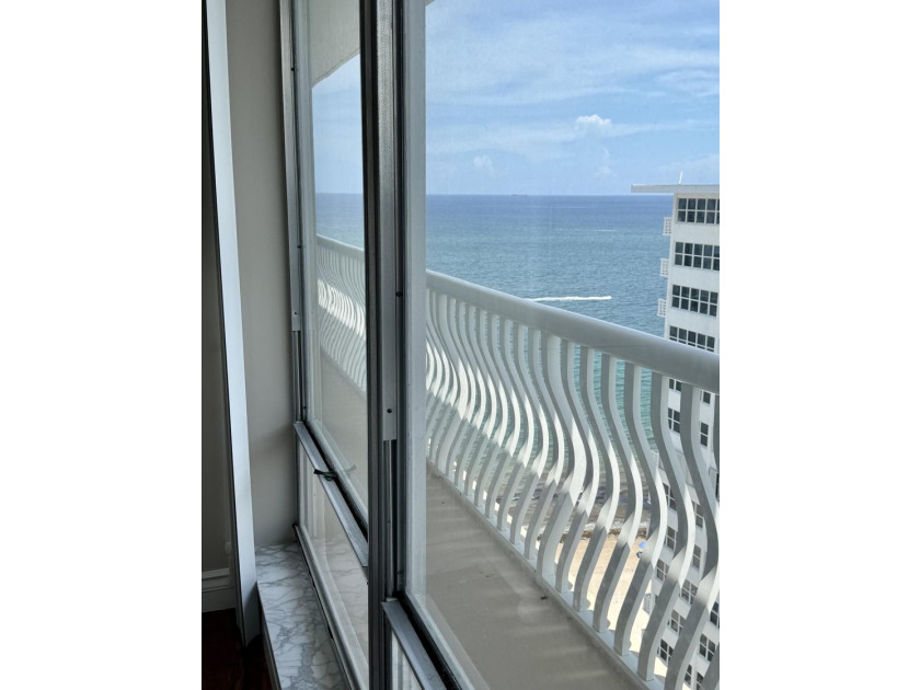 Located on the famous Galt Ocean Mile this 2BD/2BA waterfront - photo 23