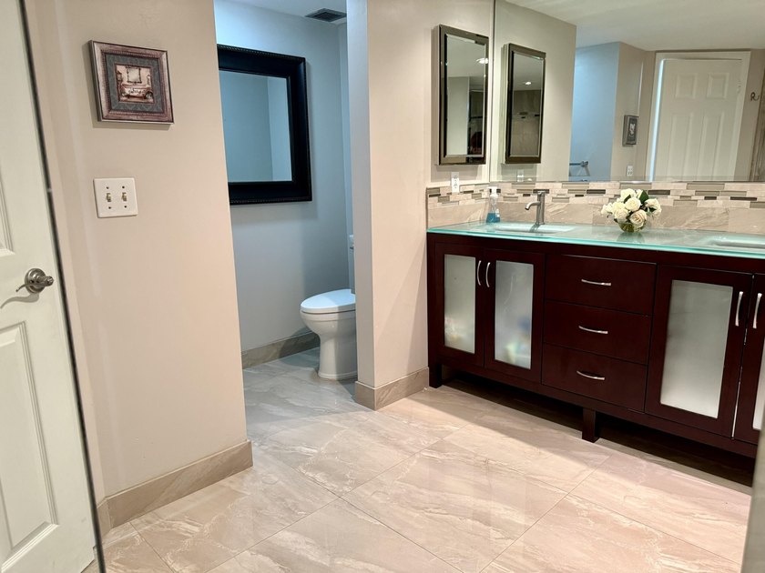 Located on the famous Galt Ocean Mile this 2BD/2BA waterfront - photo 27