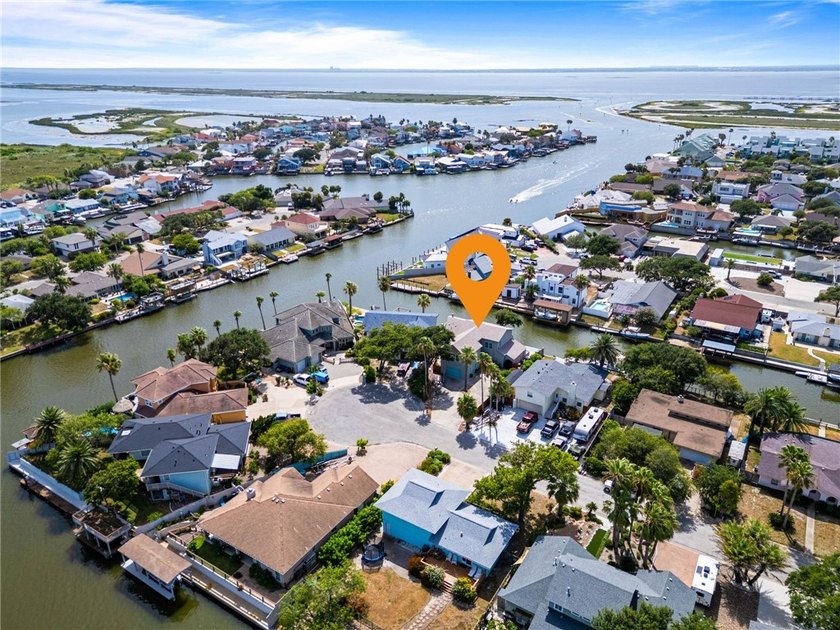 Priced to sell! Experience waterfront living in this beautifully - photo 30