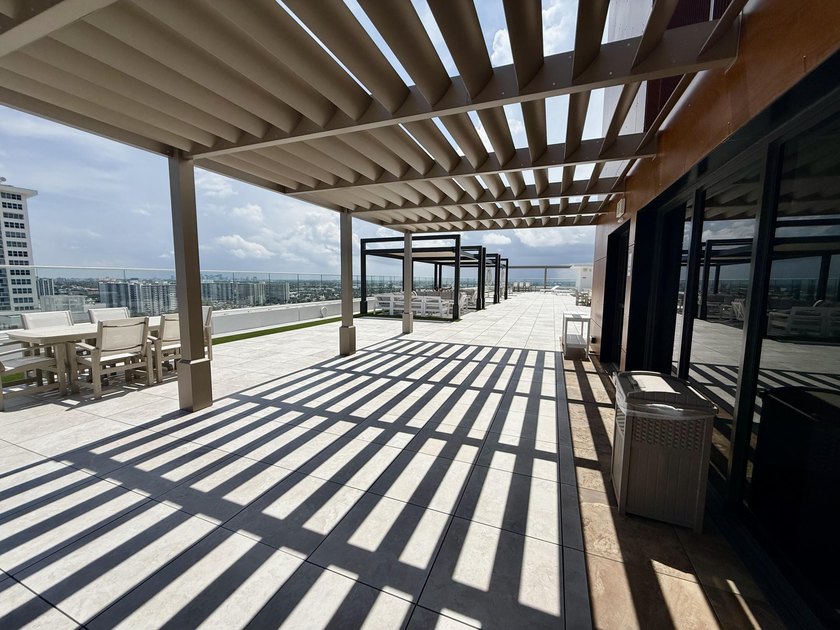 Located on the famous Galt Ocean Mile this 2BD/2BA waterfront - photo 46