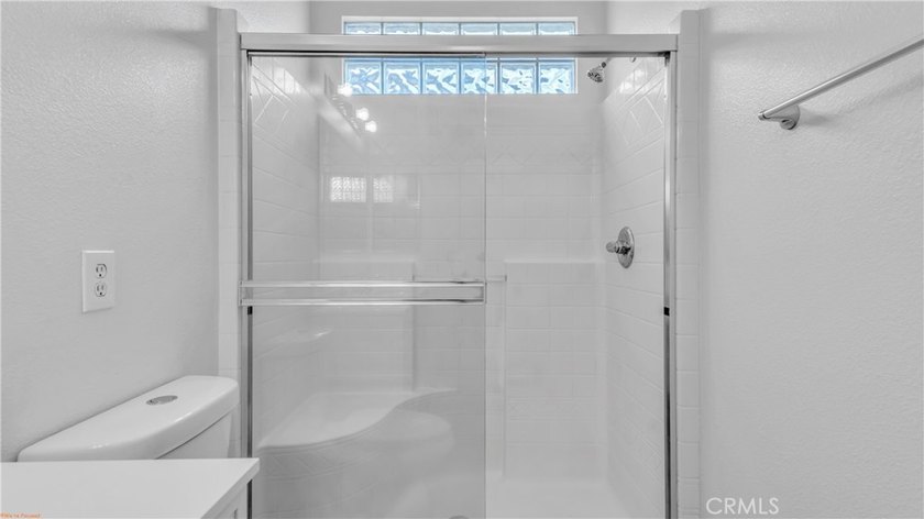 Welcome to this beautifully upgraded 3-bedroom, 2-bath residence - photo 18