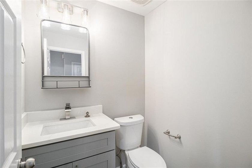 Stunning stucco home in the highly sought-after Summer Grove - photo 22