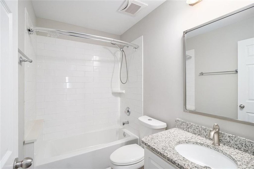 Stunning stucco home in the highly sought-after Summer Grove - photo 25