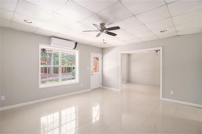 Stunning stucco home in the highly sought-after Summer Grove - photo 27