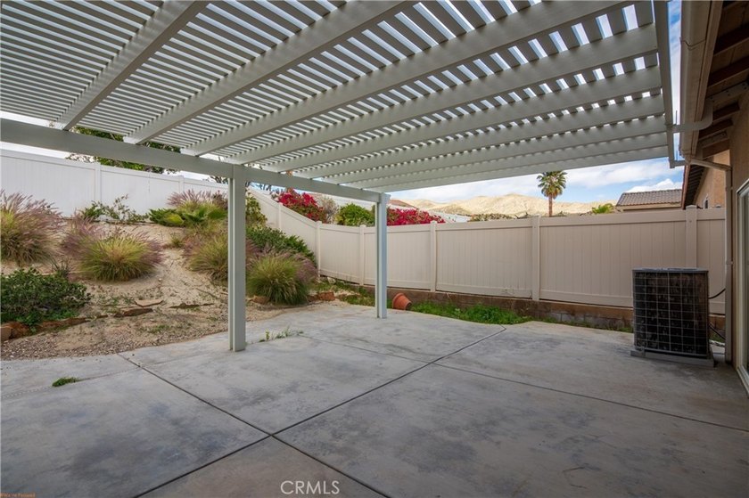 Welcome to this beautifully upgraded 3-bedroom, 2-bath residence - photo 29