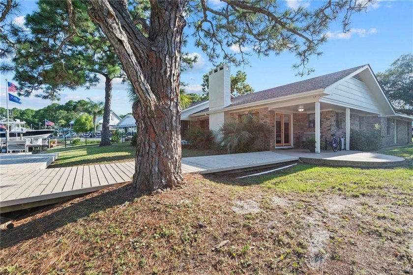 Discover the coastal lifestyle you've been dreaming of with this - photo 7