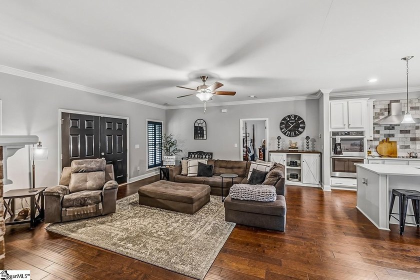 Listed by Rucker and Associates Team | | | Welcome to 114 Tall - photo 6