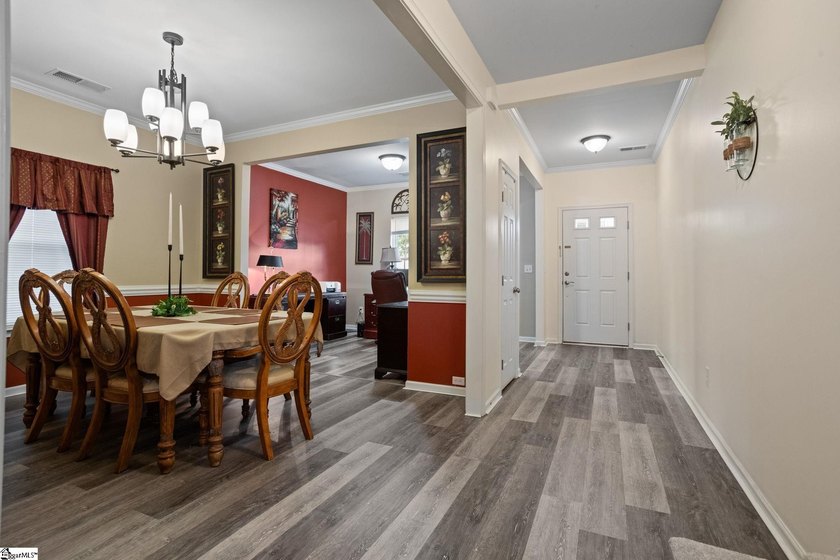 Call the official listing agent, Lisa Alexander, to arrange a - photo 5