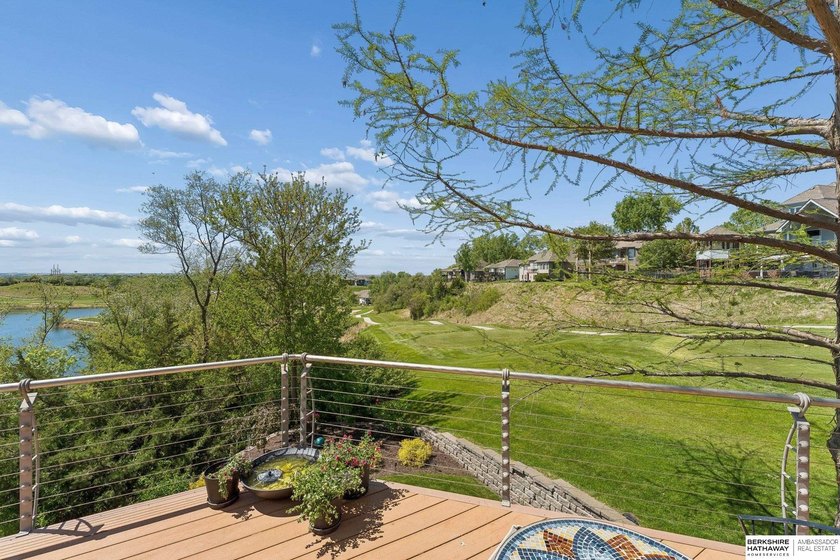 Open 7/15 from 5-7 Relax everyday while overlooking picturesque - photo 14